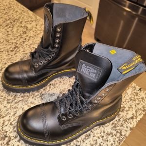 Doc Marten Steel Toe Airwalk boots NWOB Size